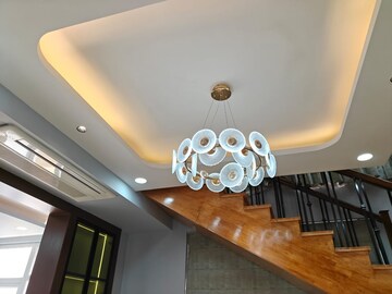 Furnished Amenities in 5 BHK Penthouse at SS The Leaf, Sector 85 – for Rent