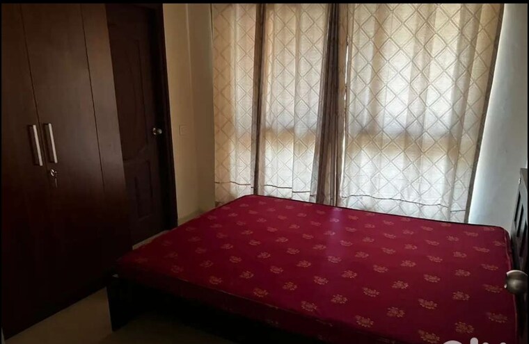 Bedroom, rohtas-plumeria 4 Bedroom 3200 Sq.Ft. Apartment In Gomti Nagar Lucknow 9712954