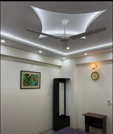 Furnished Amenities in 3 BHK Apartment at Shalimar Oneworld Vista, Gomti Nagar – for Rent