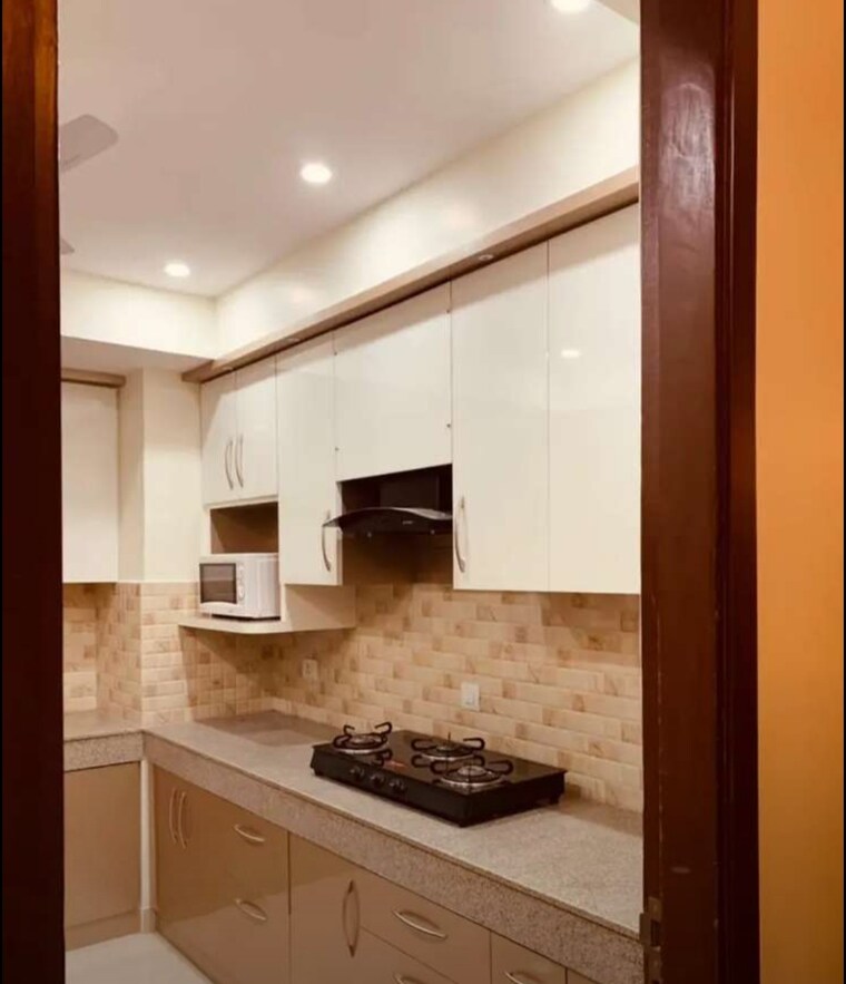 Kitchen, shalimar-oneworld-vista 3 Bedroom 1700 Sq.Ft. Apartment In Gomti Nagar Lucknow 9712955