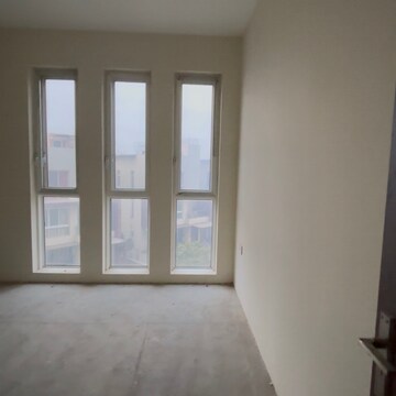 Room in 6 BHK Villa at Experion Windchants, New Palam Vihar Phase 2 – for Sale