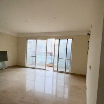 Room in 6 BHK Villa at Experion Windchants, New Palam Vihar Phase 2 – for Sale