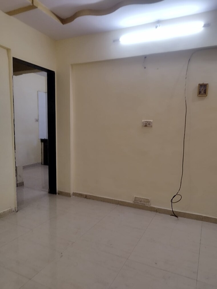 Room, dombivli west 1 Bedroom 550 Sq.Ft. Apartment In Dombivli West Thane 9712980