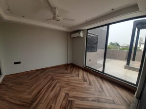 Room in 4 BHK Builder Floor at Gulmohar Park – for Sale