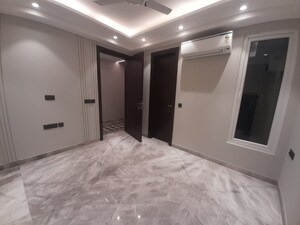 Room in 4 BHK Builder Floor at Gulmohar Park – for Sale