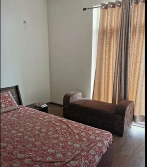 Bedroom in 3 BHK Apartment at Omaxe R2, Gomti Nagar – for Rent
