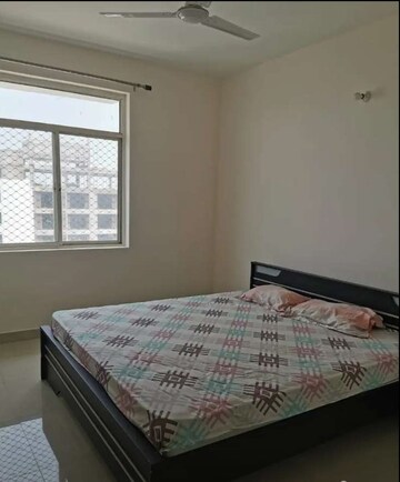Bedroom in 3 BHK Apartment at Omaxe R2, Gomti Nagar – for Rent