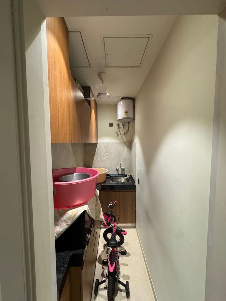 undefined, hauz khas 4 Bedroom 300 Sq.Yd. Builder Floor In Hauz Khas Delhi 9713016