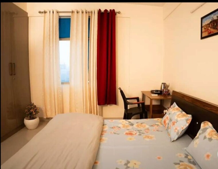 Bedroom, omaxe-the-palace 3 Bedroom 1800 Sq.Ft. Apartment In Gomti Nagar Lucknow 9713022