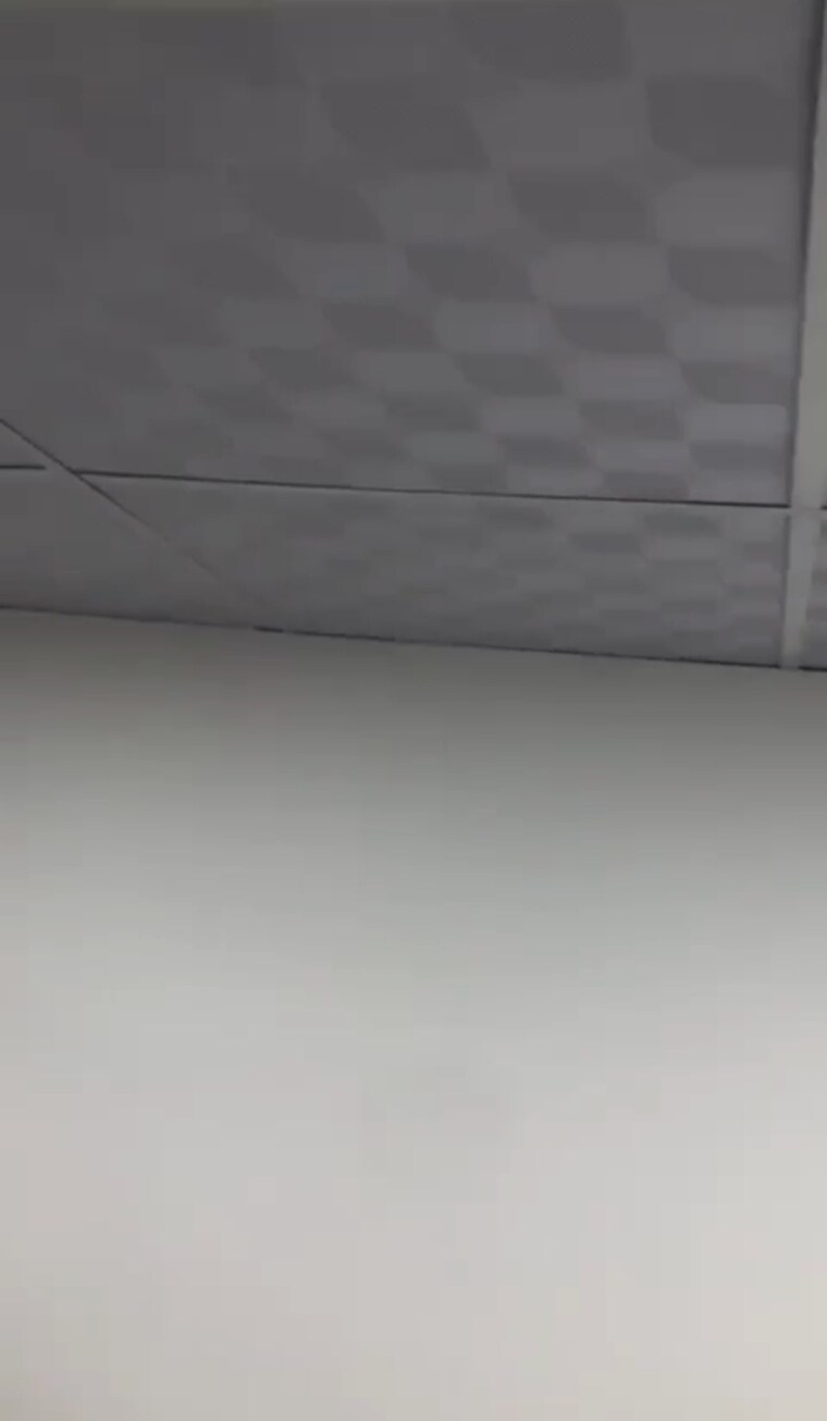 Room, gaur-city-center Commercial Office Space 128 Sq.Ft. In Sector 4 Greater Noida Greater Noida 9712319