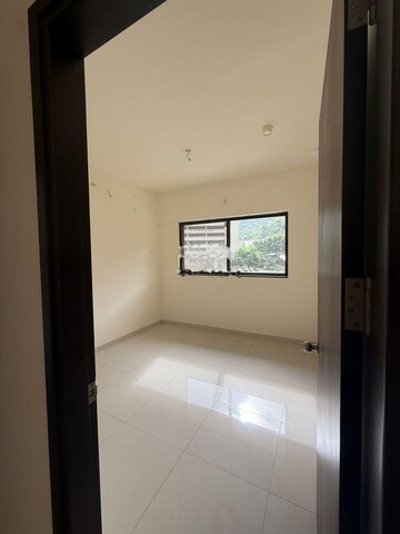 Room in 3 BHK Apartment at Shapoorji Pallonji Vanaha Springs, Bavdhan – for Rent