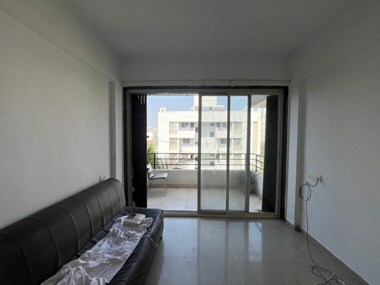 Room, baner 2 Bedroom 1200 Sq.Ft. Apartment In Baner Pune 9713118