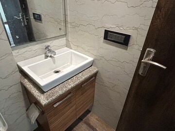 Kitchen in 3.5 BHK Builder Floor at Ansal Sushant Floors, Sushant Lok ii – for Rent