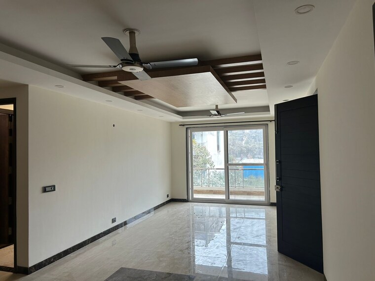 Kitchen, ansal-sushant-floors 3.5 Bedroom 2100 Sq.Ft. Builder Floor In Sushant Lok ii Gurgaon 9713148