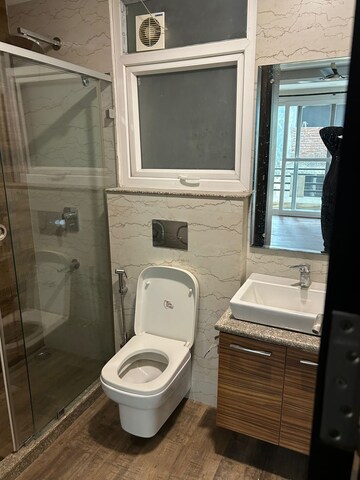 Bathroom in 3.5 BHK Builder Floor at Ansal Sushant Floors, Sushant Lok ii – for Rent