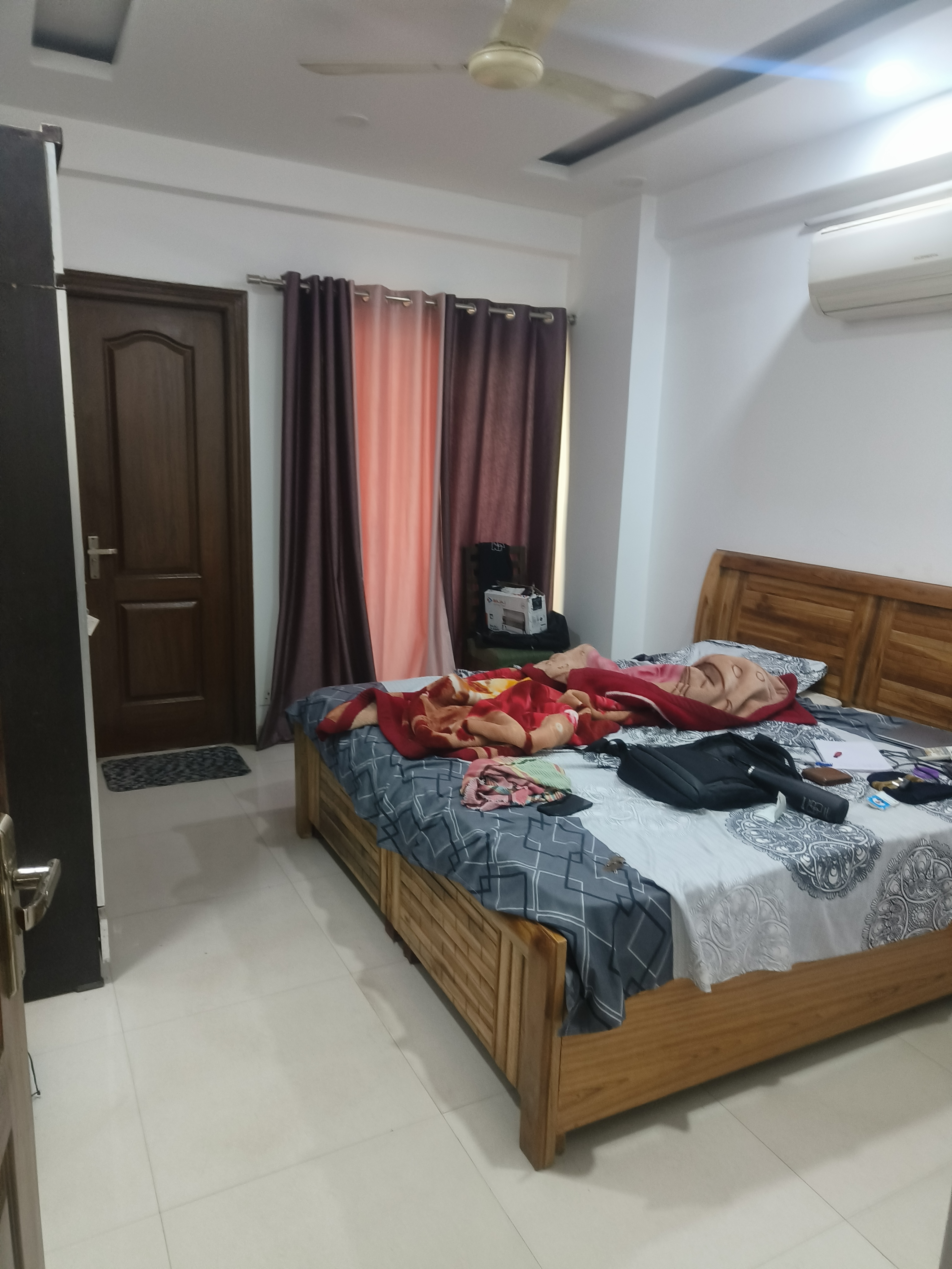 1 BHK Apartment For Rent in Maxblis Grand Wellington