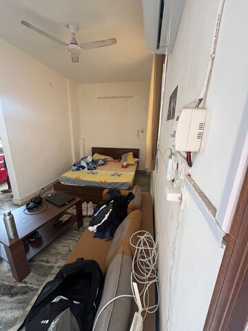 1 RK Builder Floor For Rent in Sector 55