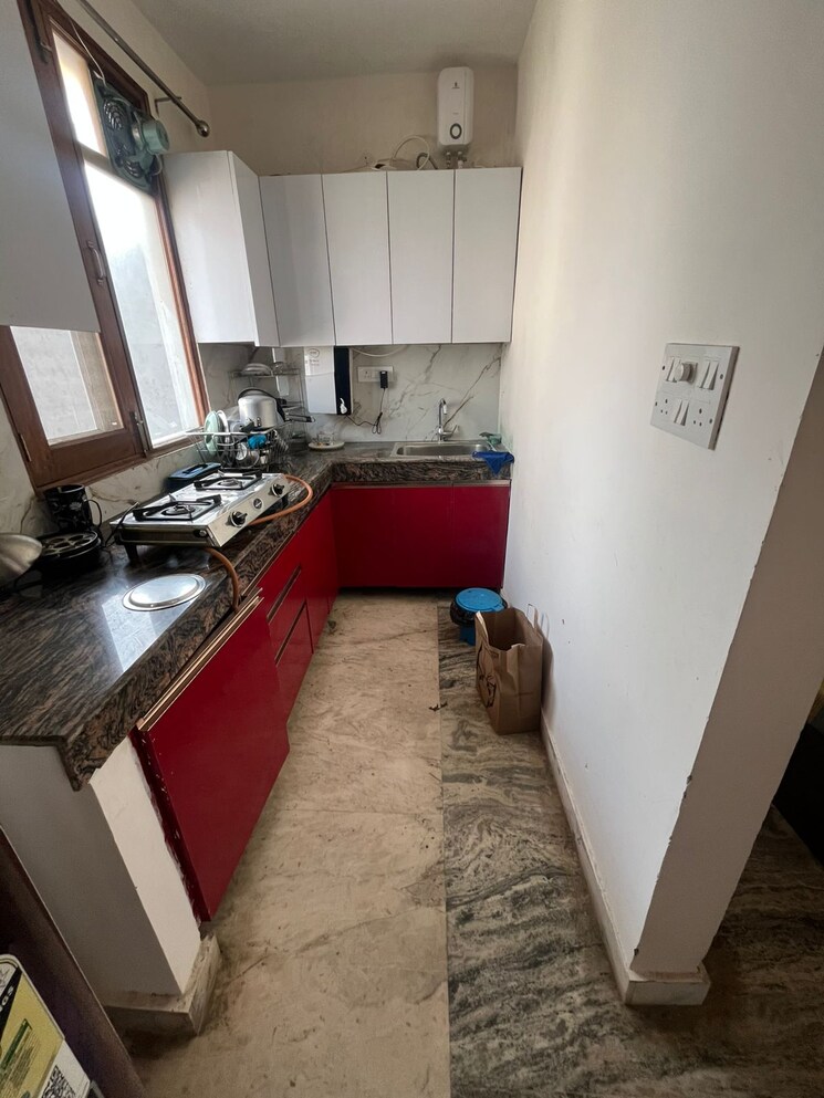 Kitchen, sector 55 1 RK 500 Sq.Ft. Builder Floor In Sector 55 Gurgaon 9713160