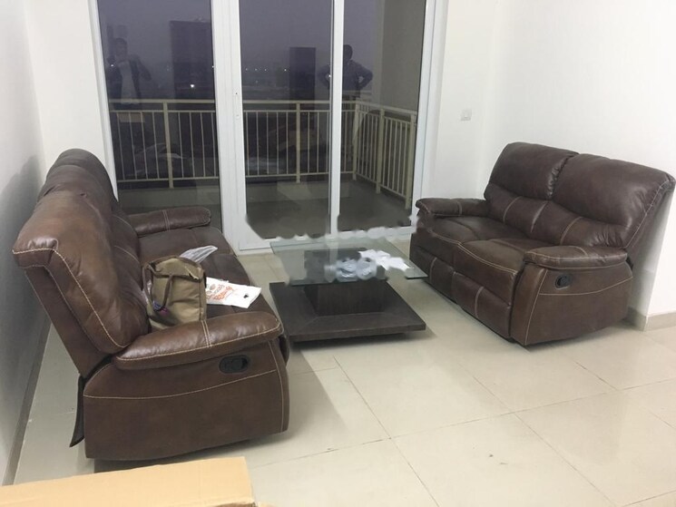 Living Room, emaar-palm-gardens 3 Bedroom 1900 Sq.Ft. Apartment In Sector 83 Gurgaon 9713158