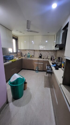 Master Bedroom in 4 BHK Builder Floor at Sector 57 – for Rent