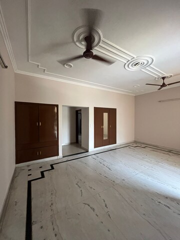 3 BHK Independent House For Rent in Sector 10