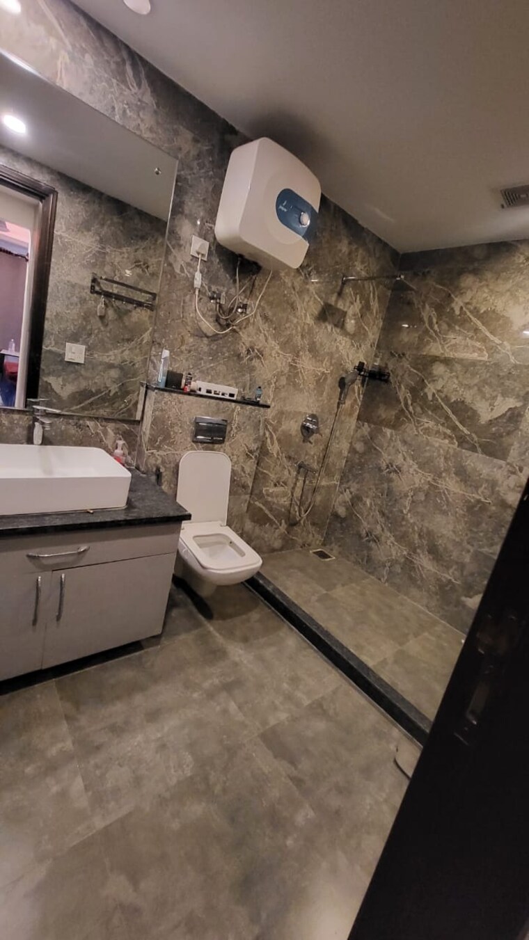 Bathroom, sector 47 4 Bedroom 2966 Sq.Ft. Builder Floor In Sector 47 Gurgaon 9713210