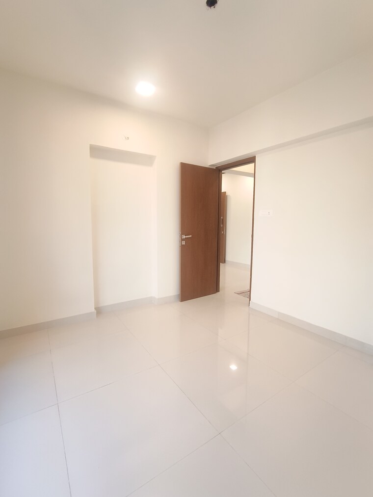 Room, ic colony 1 Bedroom 398 Sq.Ft. Apartment In Ic Colony Mumbai 9713220