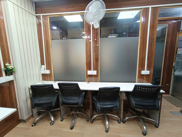 Floor Plan, sector 2 Commercial Office Space 300 Sq.Ft. In Sector 2 Noida 9713250