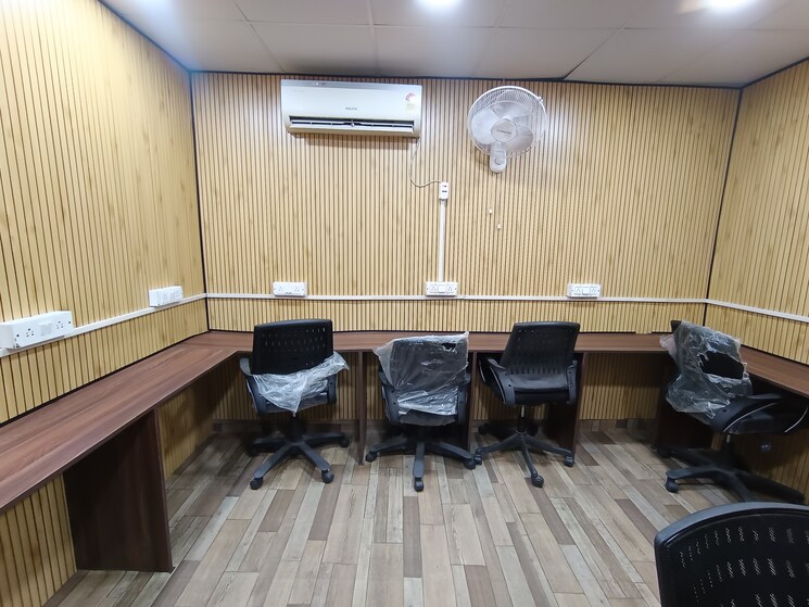 Team Area, sector 2 Commercial Office Space 400 Sq.Ft. In Sector 2 Noida 9713267