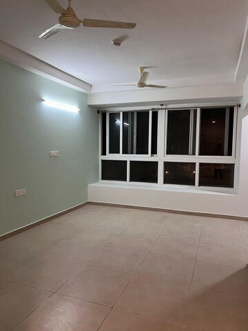 Room in 1 BHK Apartment at Bhartiya City Nikoo Homes II, Thanisandra Main Road – for Rent