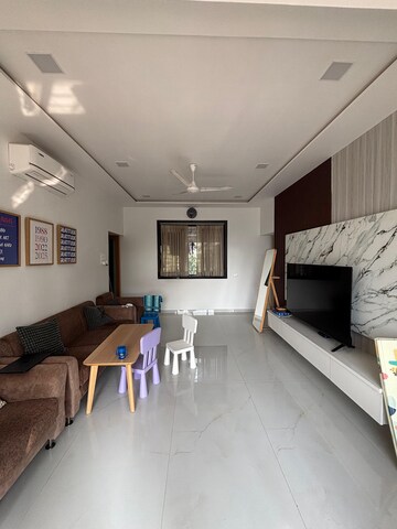 Kitchen in 3 BHK Apartment at Vaitarna Apartment, Worli – for Rent