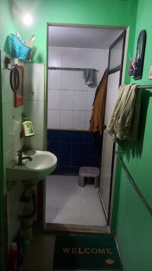 Team Area in 1 BHK Apartment at Highland Residency CHSL, Balkum Pada – for Sale