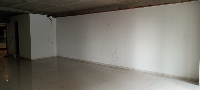 Room, ambli road Commercial Office Space 1400 Sq.Ft. In Ambli Road Ahmedabad 9713310