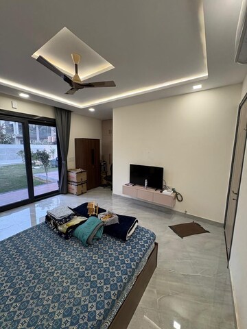 Bedroom in 4 BHK Villa at Sector 45 – for Rent