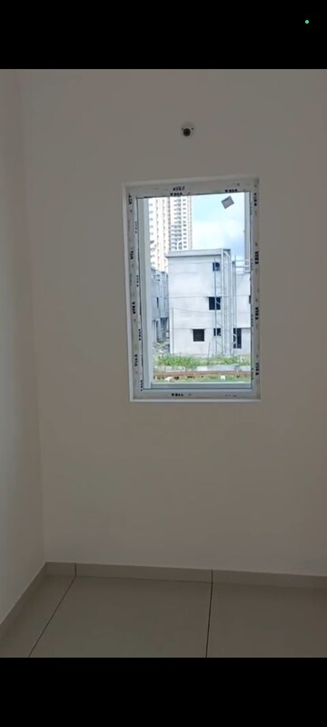 Room in 4 BHK Villa at Tellapur – for Sale