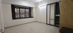 Room in 2 BHK Apartment at Silver Crest Powai, Powai – for Rent
