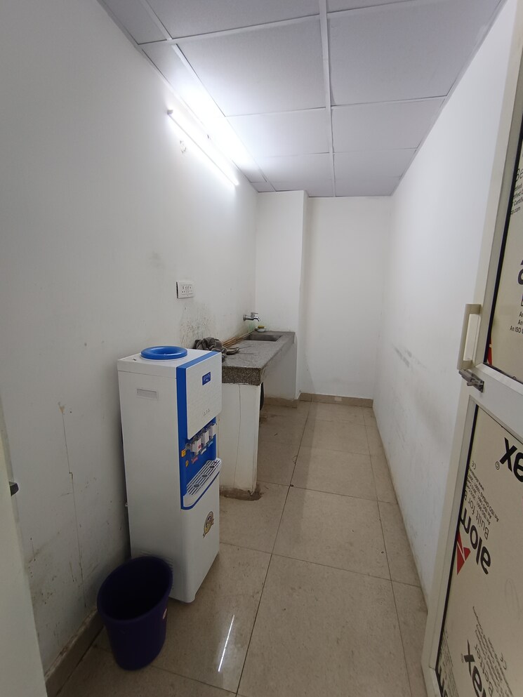 Floor Plan, sector 2 Commercial Office Space 1250 Sq.Ft. In Sector 2 Noida 9713387