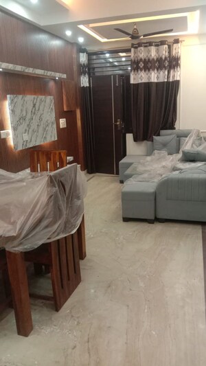 Bedroom in 3 BHK Builder Floor at Kavi Nagar Block G – for Sale