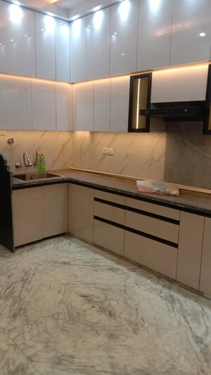 Kitchen in 3 BHK Builder Floor at Kavi Nagar Block G – for Sale