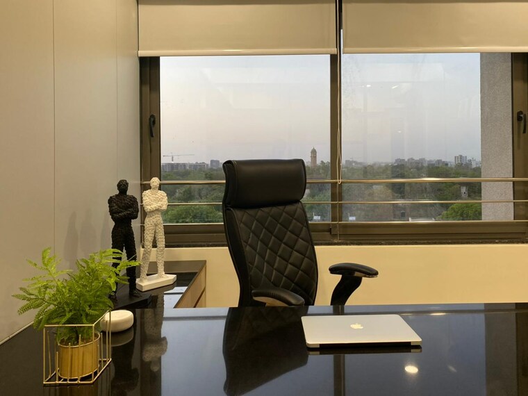 Team Area, ambawadi Commercial Office Space 971 Sq.Ft. In Ambawadi Ahmedabad 9713372