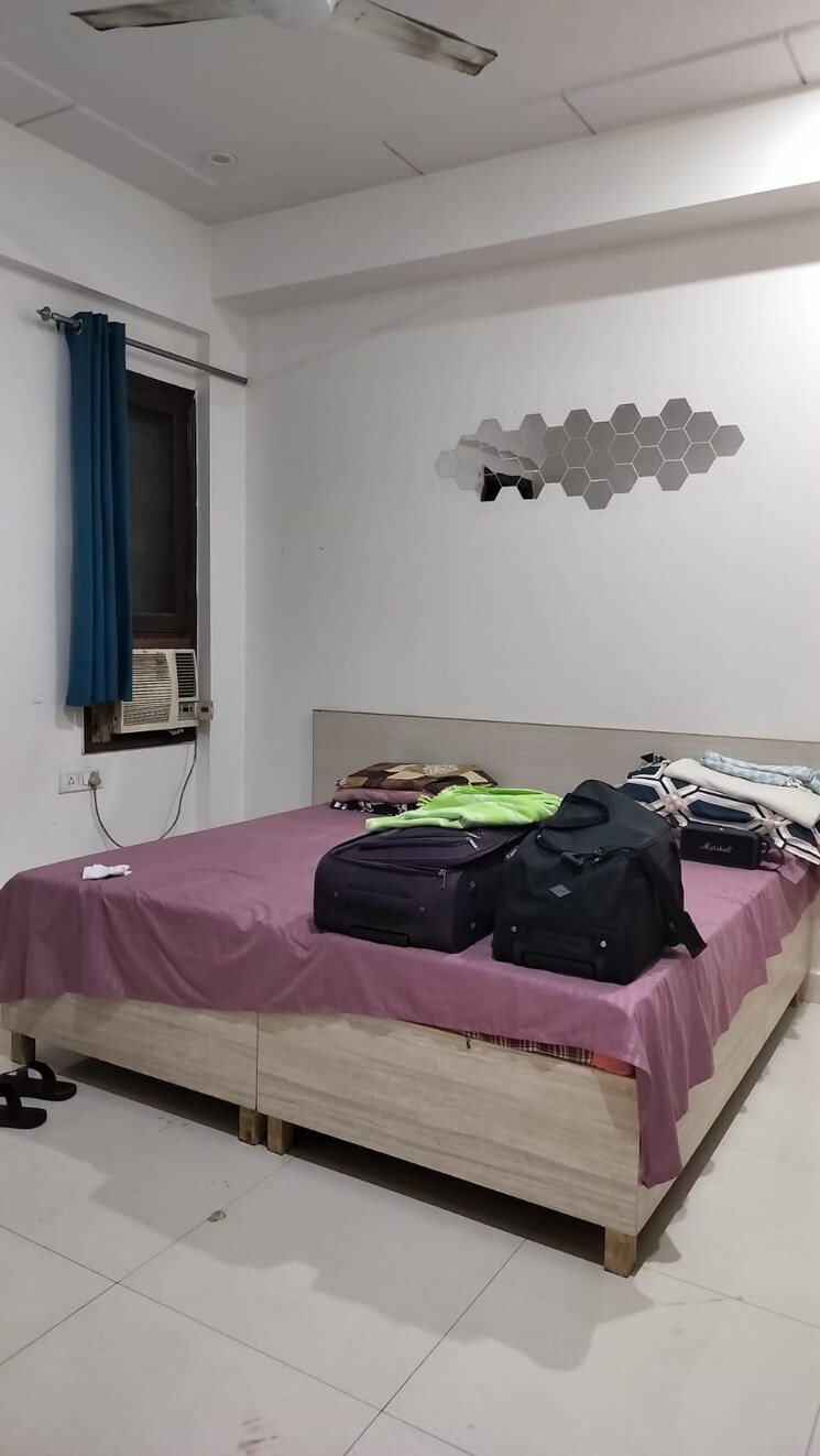 Bedroom, tarika-cghs 2 Bedroom 1150 Sq.Ft. Builder Floor In Sector 43 Gurgaon 9713381