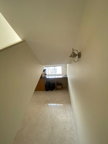 Room in 3 BHK Apartment at Shimira Apartment, Khar West – for Rent