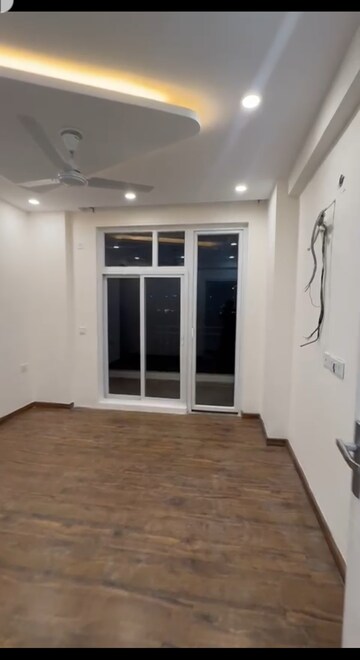 Building Lobby in 3 BHK Apartment at Omaxe The Palace, Gomti Nagar – for Rent