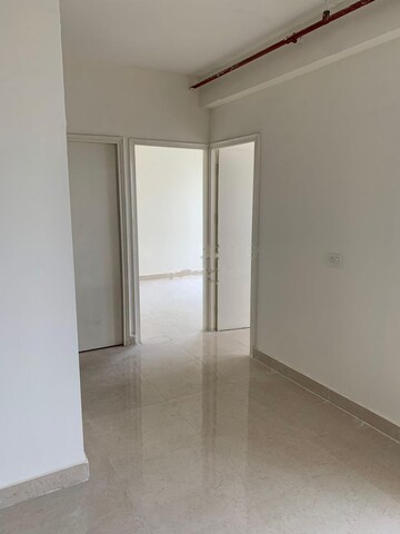 Room in 2 BHK Apartment at Signature Global Prime, Sector 63a – for Rent