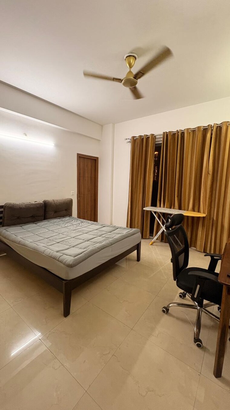 Bedroom, shalimar-belvedere-court 3.5 Bedroom 2000 Sq.Ft. Apartment In Gomti Nagar Lucknow 9713456