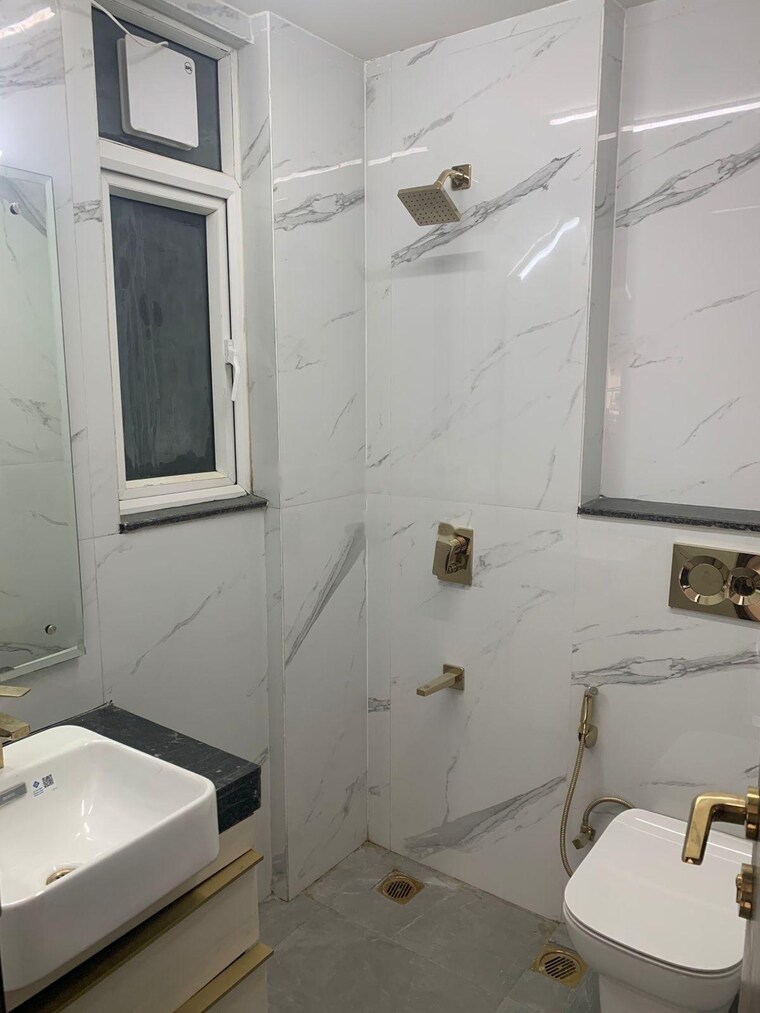 Team Area, smart-world-orchard 3 Bedroom 1680 Sq.Ft. Apartment In Sector 61 Gurgaon 9713446