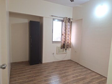 Room in 2.5 BHK Apartment at Lodha Casa Rio, Dombivli East – for Rent