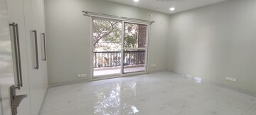 Room in 3 BHK Builder Floor at Ansal Sushant Lok I, Sector 43 – for Rent