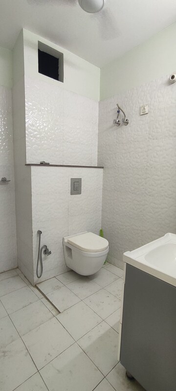 Bathroom in 3 BHK Builder Floor at Ansal Sushant Lok I, Sector 43 – for Rent