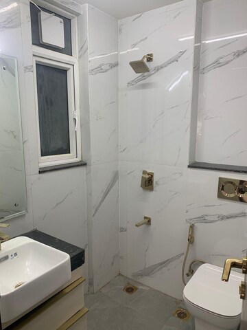 Team Area in 3 BHK Apartment at Smart World Orchard, Sector 61 – for Rent